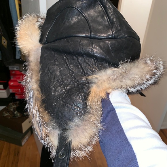 Leather Fox Hat - Picture 6 of 8